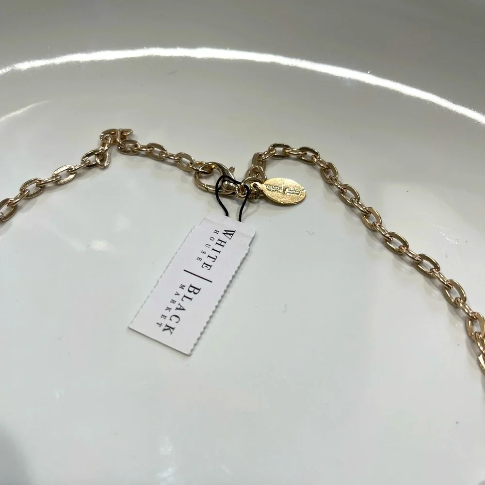 Necklace - Picture 2 of 3